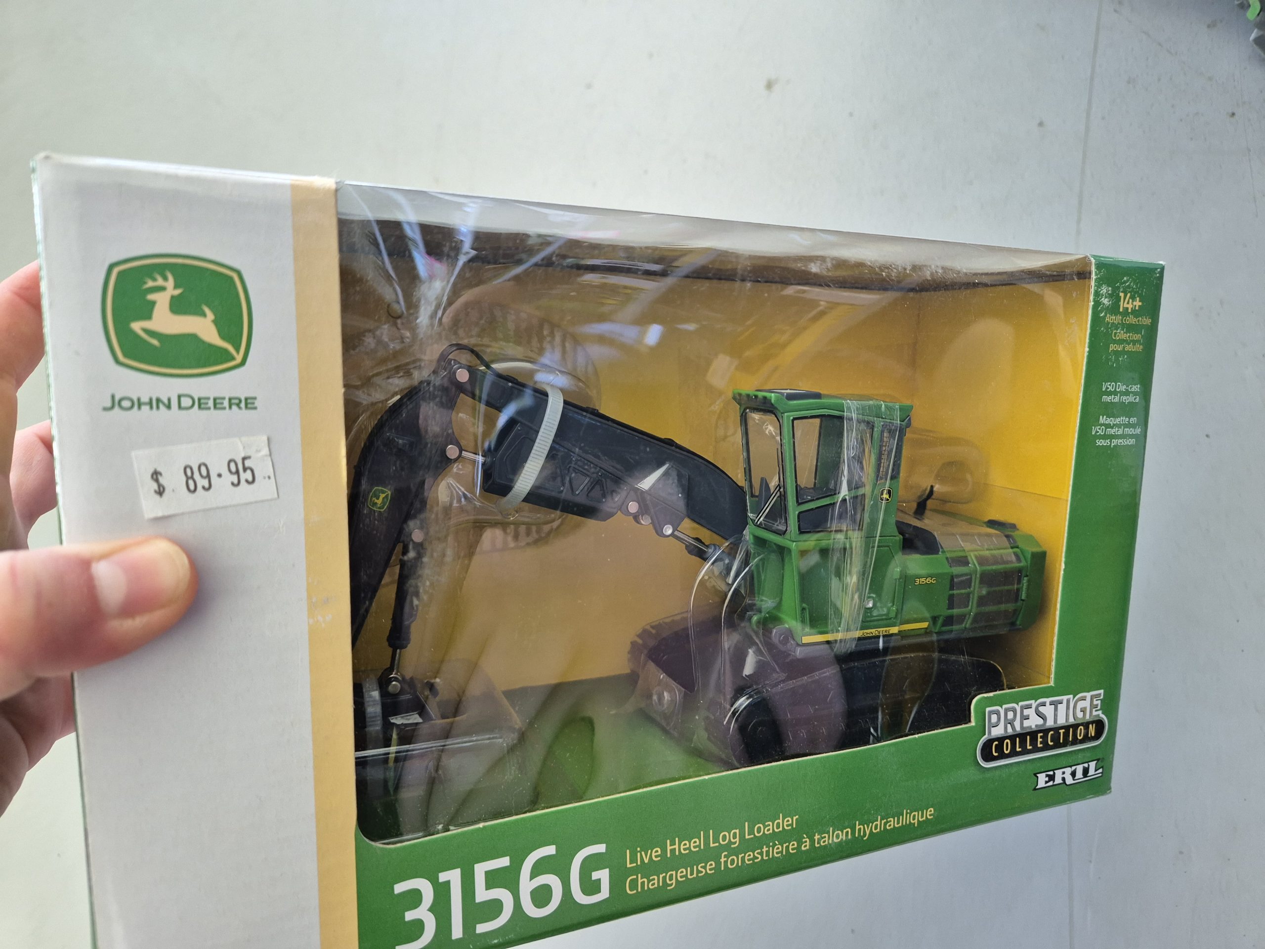 1:50 John Deere 3156G Loader (HD) 45609