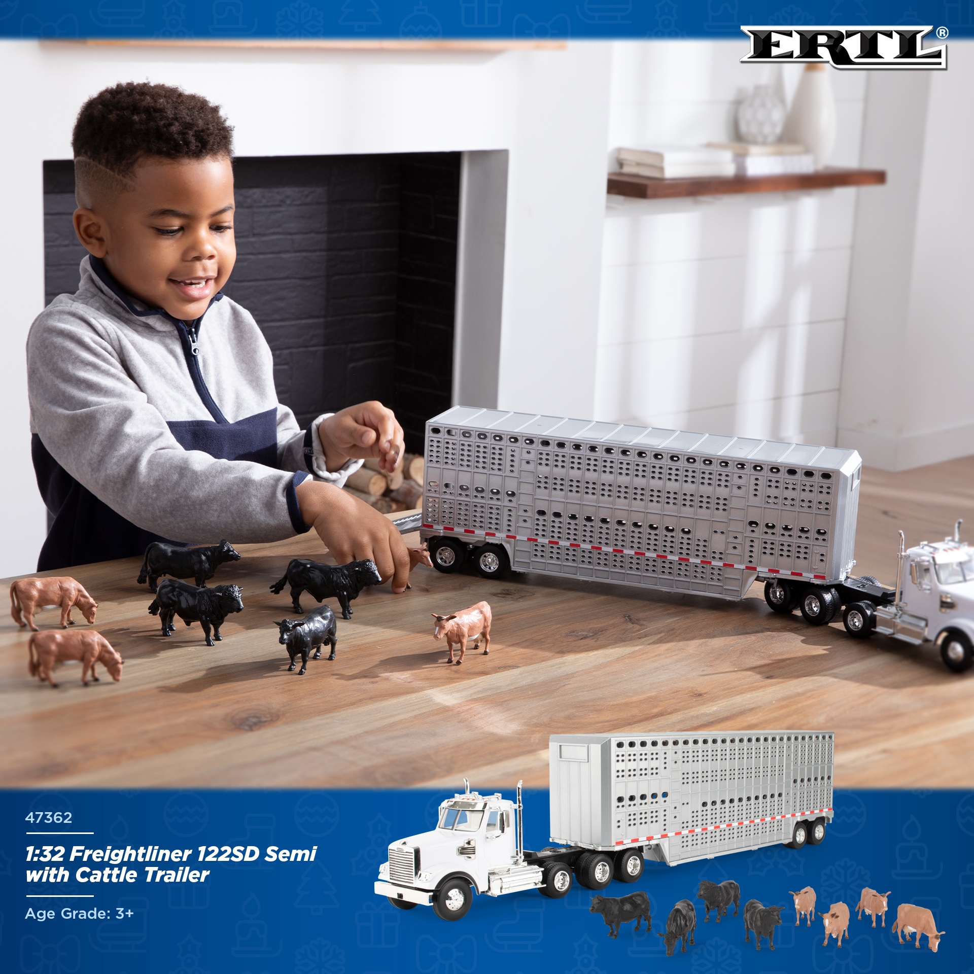 1:32 Freightliner 122SD Semi with Cattle Trailer 47362