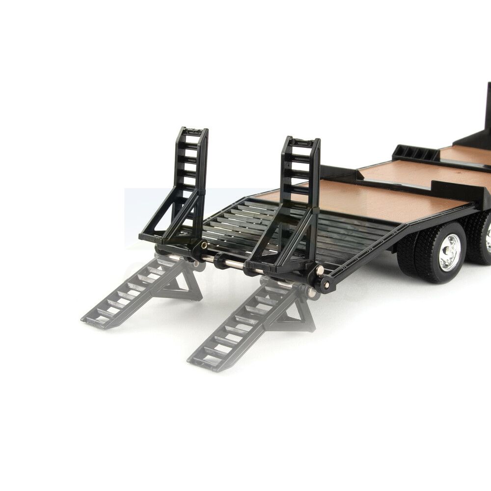 1:32 John Deere RSX860i Gator Hauling Set with Ford Pickup and Trailer 47433