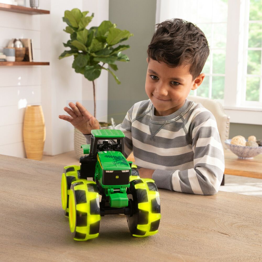 John Deere Monster Treads Light Up Wheels 4WD Tractor 47451