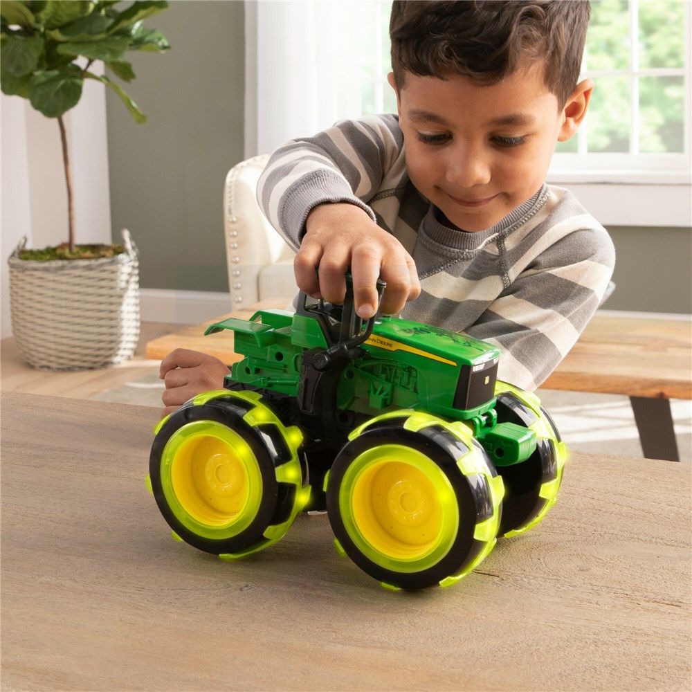 John Deere Monster Treads Light Wheels 4WD Tractor 47451