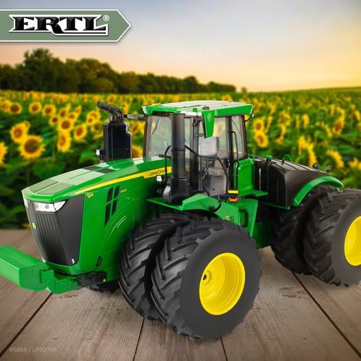 1:16 John Deere 9R 640 Tractor with New 13.6L Engine 45856