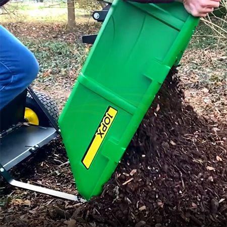 John Deere 10PX Polypropylene Utility Cart with Full Dump Release CPLP72978