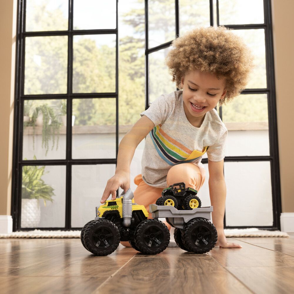 John Deere Monster Treads Roaring Rev Up Hauler 47640