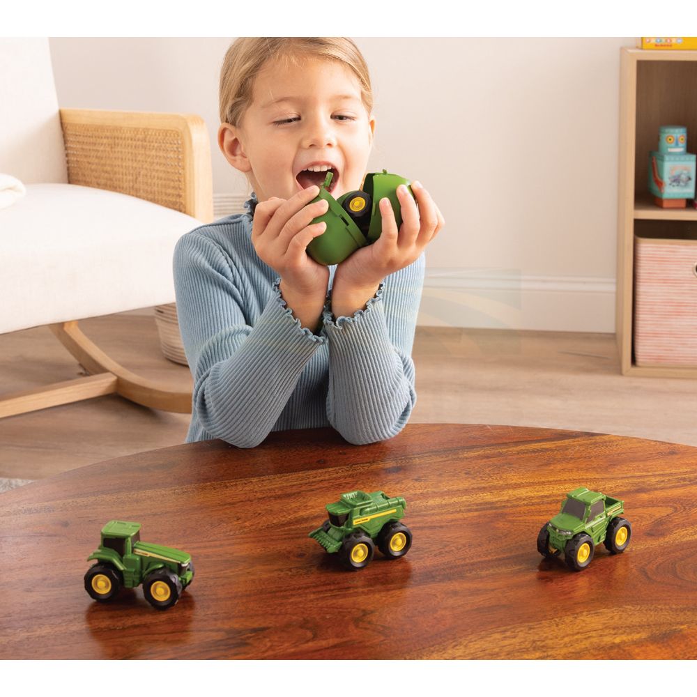 John Deere Pullback Capsules Assortment 37971A