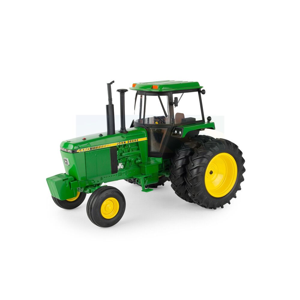 1:16 John Deere 4450 Tractor with 2WD & Cab Prestige 45982