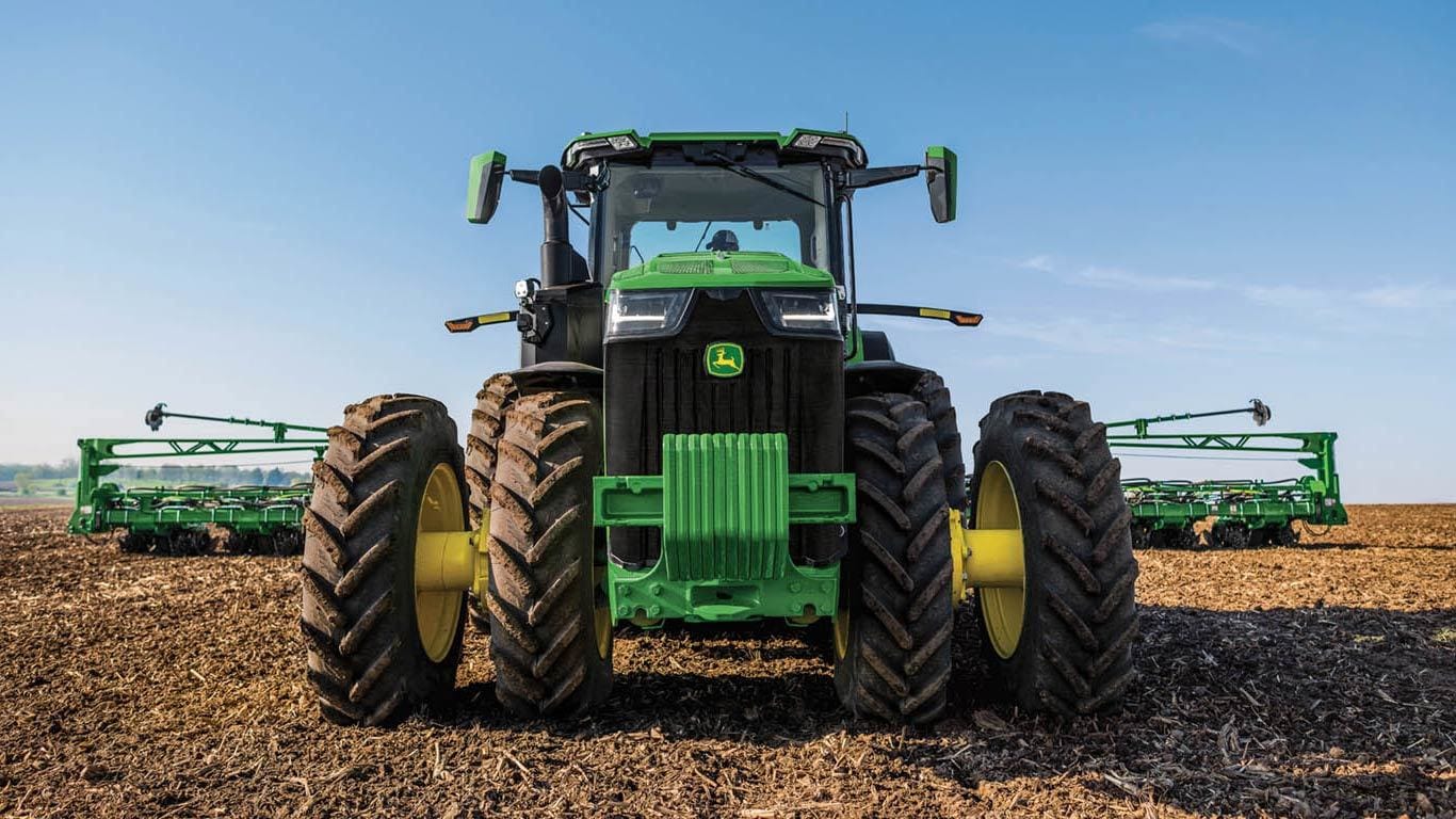 8R 370