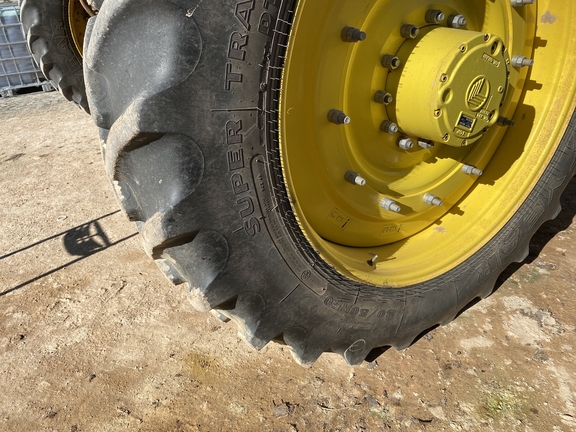 John Deere R4060 2018 image 17