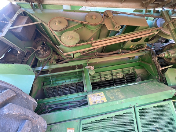 John Deere 9650 STS 2000 image 8