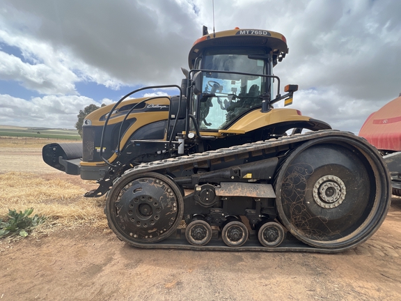 Challenger MT765D 2013 image 3