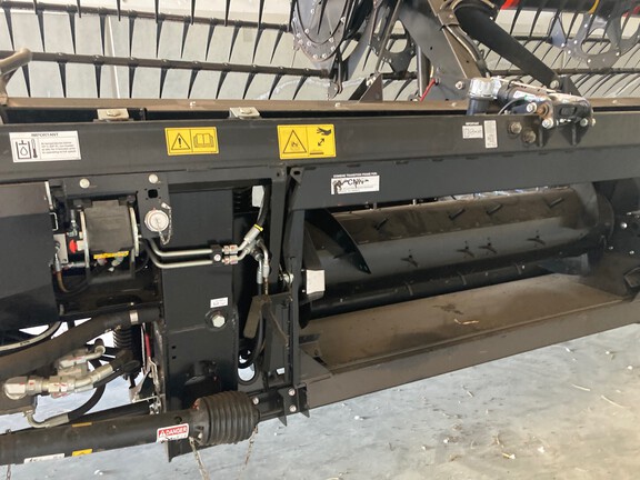 MacDon D140 2021 image 5