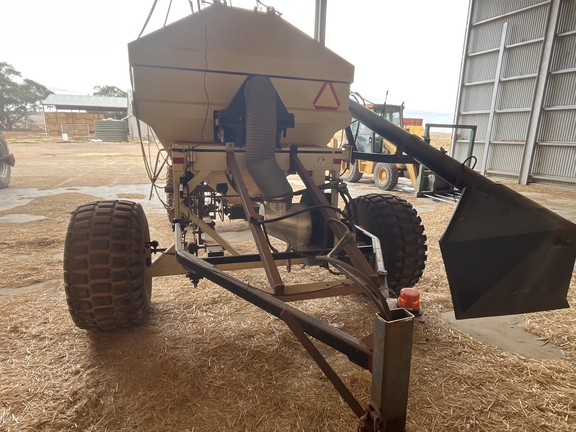 Bourgault 3225 1998 image 3