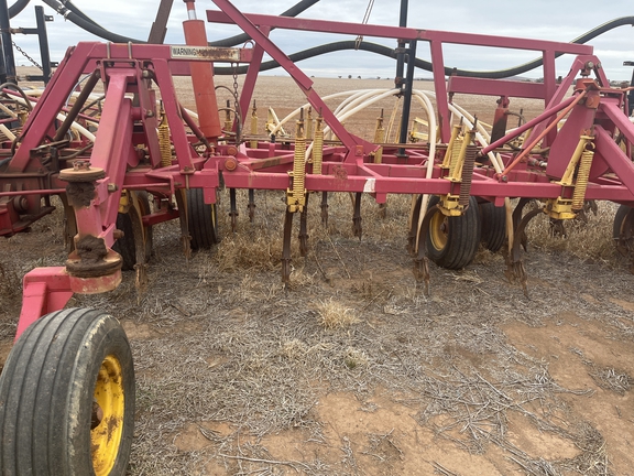 Bourgault 8800 48ft image 4