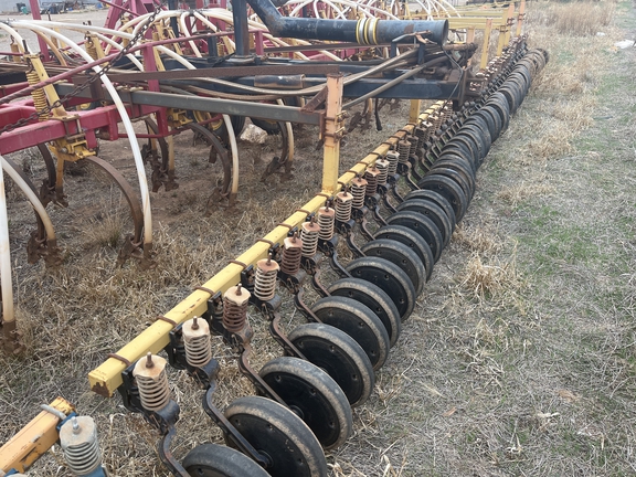 Bourgault 8800 48ft image 10