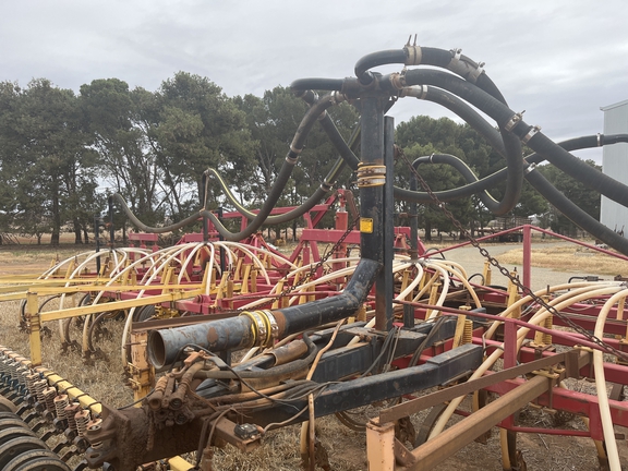 Bourgault 8800 48ft image 12