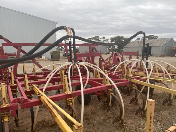 Bourgault 8800 48ft image 14