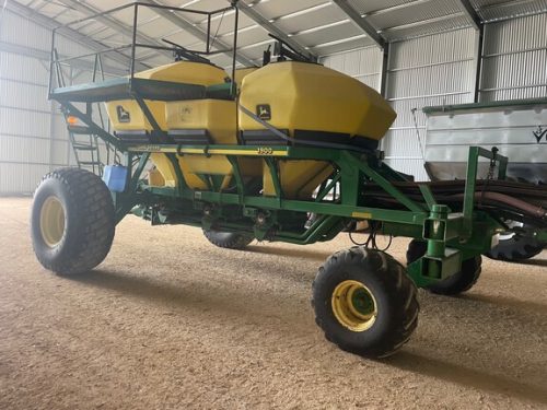 John Deere 1900 2002