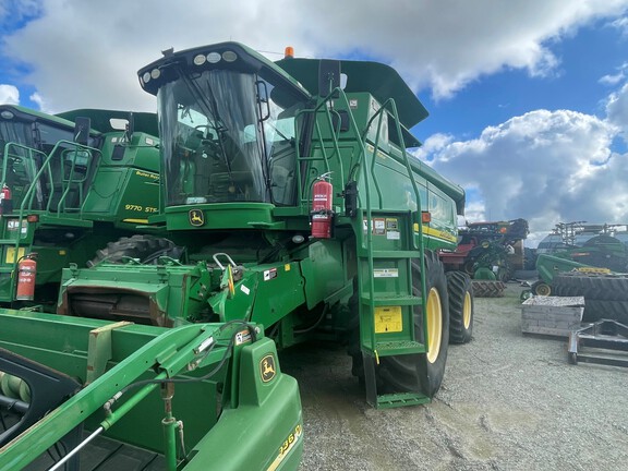 John Deere 9860 STS 2006 image 3