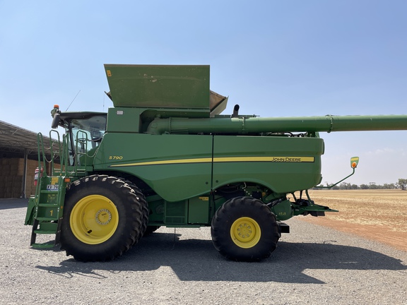 John Deere S790 2021 image 13
