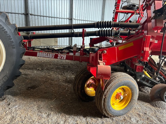 Bourgault 3720 2022 image 3