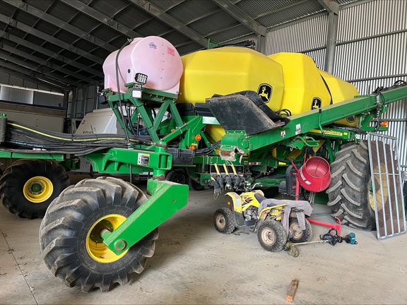 John Deere 1910 2014 image 11