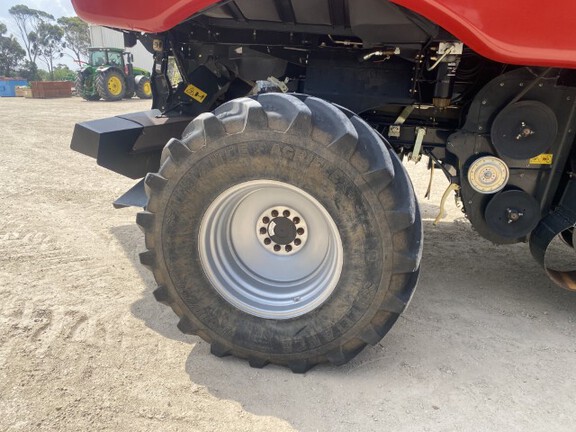 Case IH 8240 2018 image 18