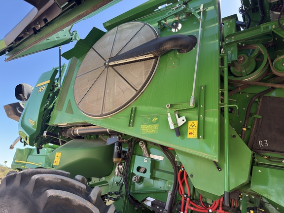 John Deere X9 1100 2022 image 17