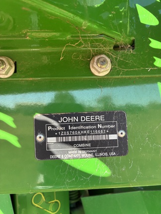 John Deere S760 image 8