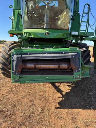 John Deere S760 image 9