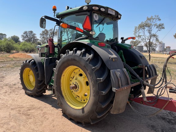 John Deere 6210R 2012 image 4