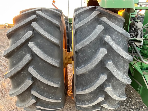 John Deere 9400 2000 image 14