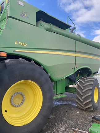 John Deere S780 2022 image 2