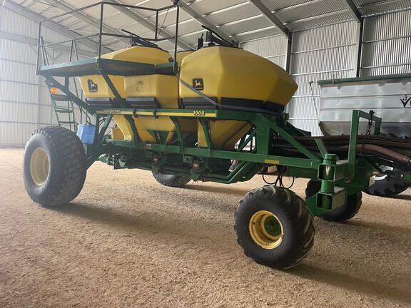 John Deere 1900 2002 image 1