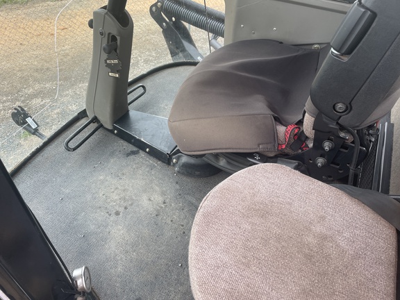 MacDon M155 2016 image 5