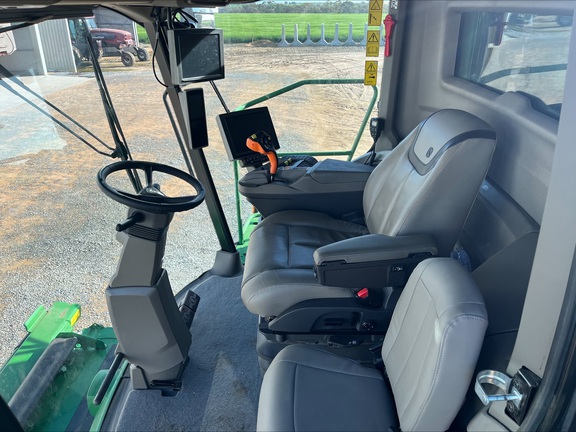 John Deere X9 1100 2023 image 10