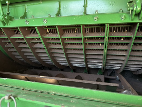 John Deere S680 2013 image 16