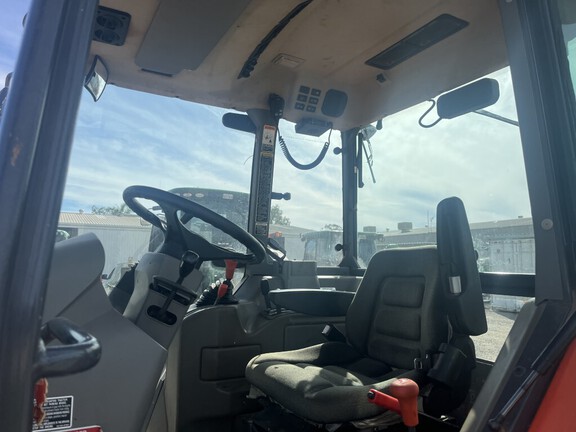 Kubota M108S image 10
