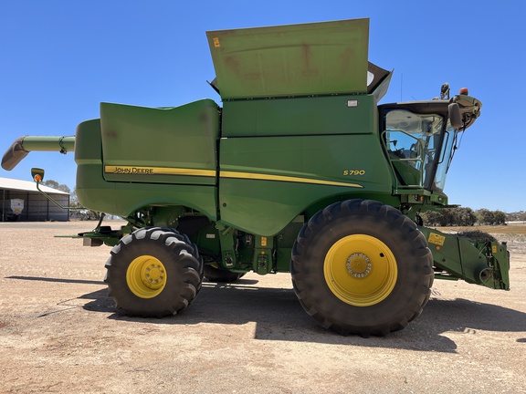 John Deere S790 2021 image 4