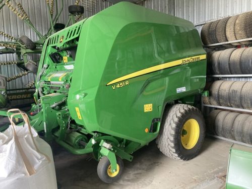 John Deere V451R