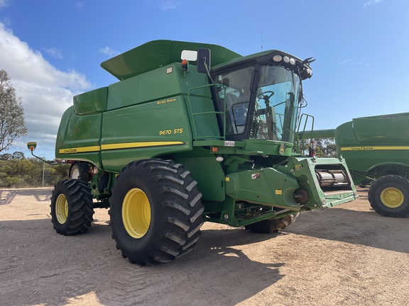 John Deere 9670 STS 2010 image 2
