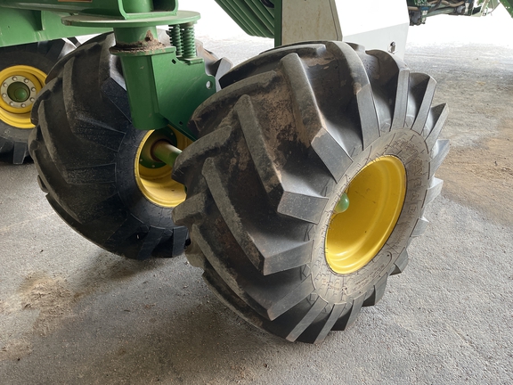 John Deere 1910 2013 image 11