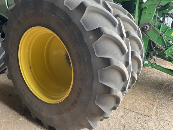 John Deere S780 image 5