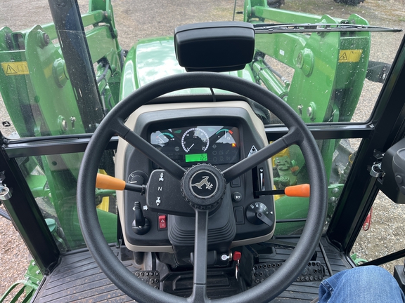 John Deere 5075E 2024 image 9