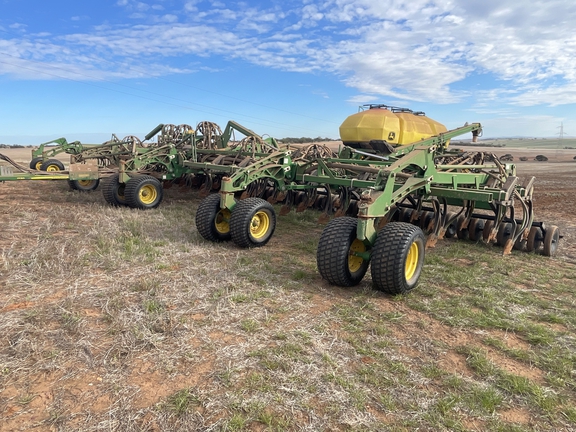John Deere 1830 2016