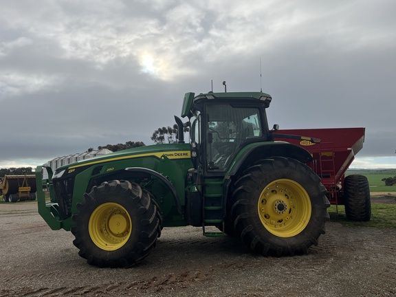 John Deere 8R 250 2021 image 7