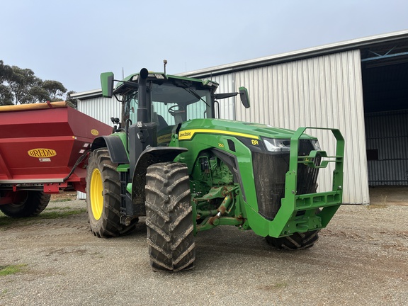 John Deere 8R 250 2021