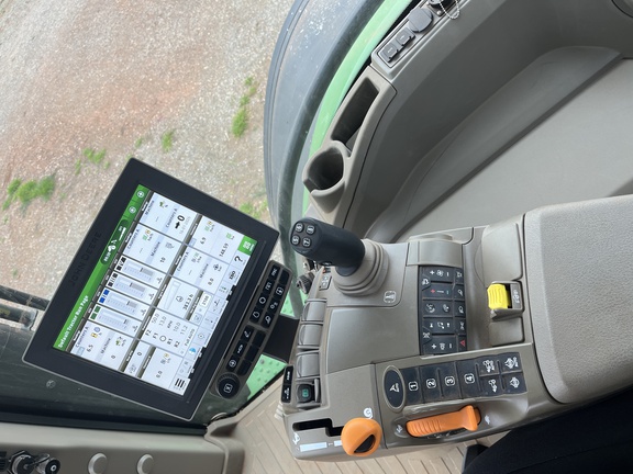 John Deere 8R 250 2021 image 10