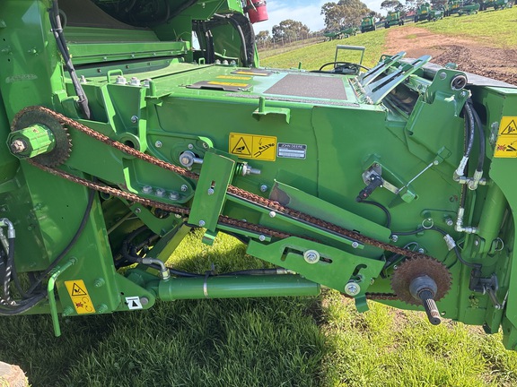 John Deere S790 image 16