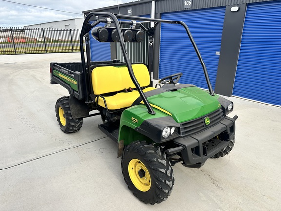 John Deere XUV 825I GREEN 2011 image 1