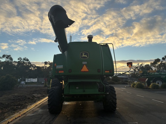 John Deere 9760 STS 2004 image 4